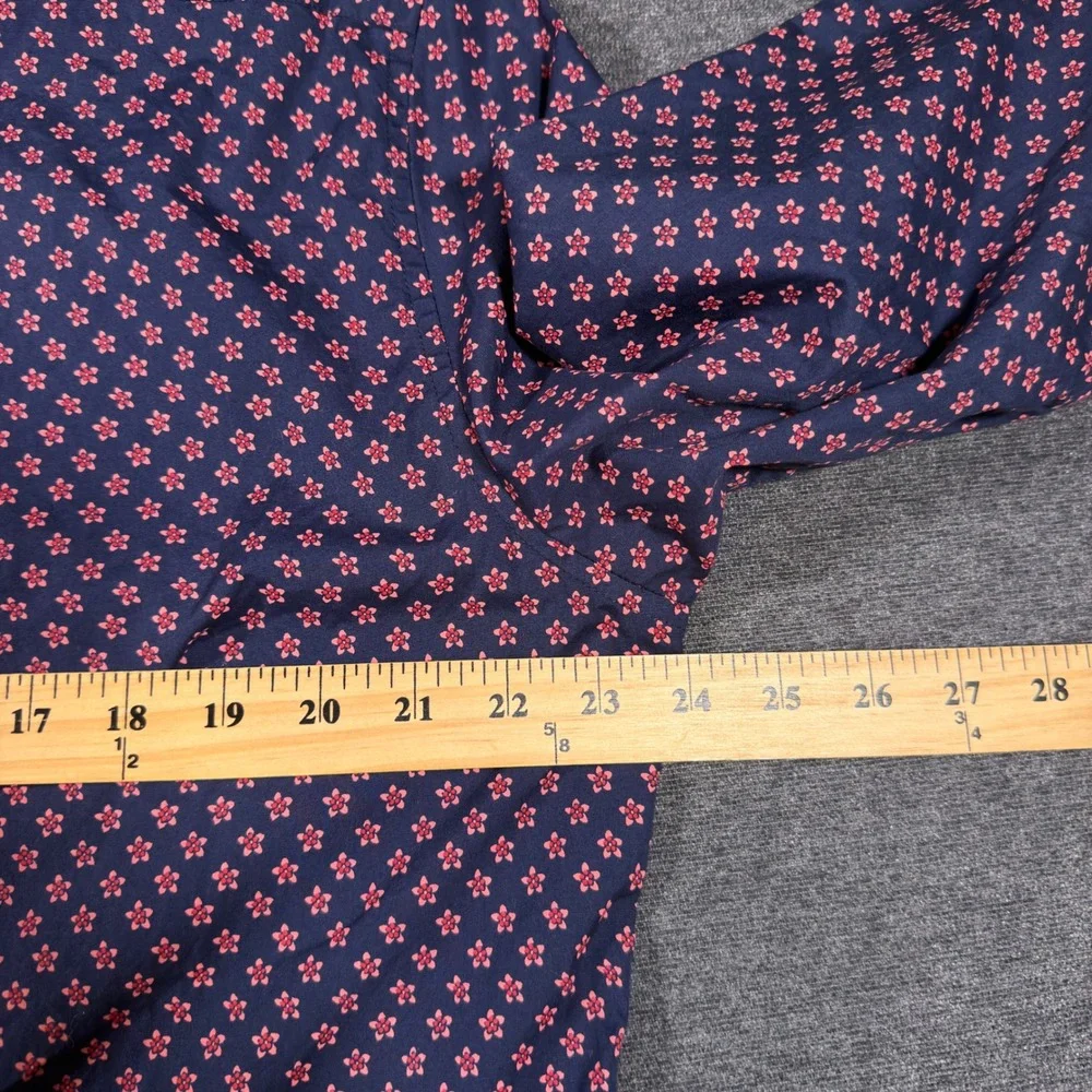 J. Crew Button Down Shirt Mens Large Navy Blue Floral Secret Wash Slim Stretch